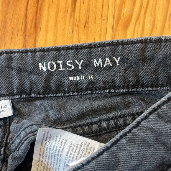 Black Jeans - Picture 3 of 3